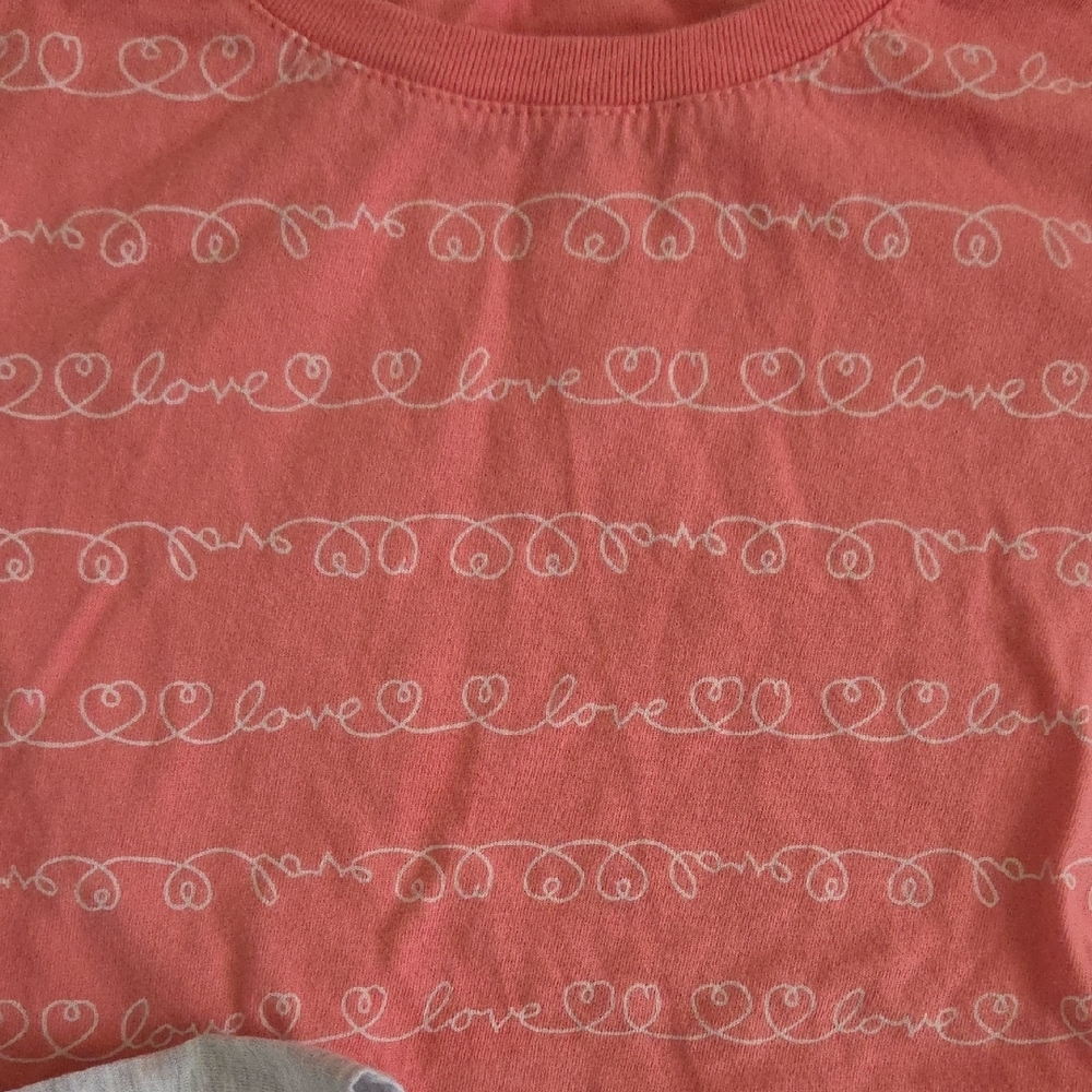 Love Heart Girls T-Shirts - Brown, Pink, & Gray Bundle ❤️ - Picture 3 of 7